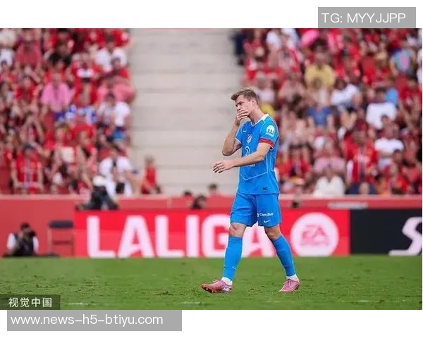 帅位岌岌可危澳大利亚足球主帅上任短短39天战绩惨淡面临下课压力 帅位岌岌可危澳大利亚足球主帅上任短短39天战绩惨淡面临下课压力