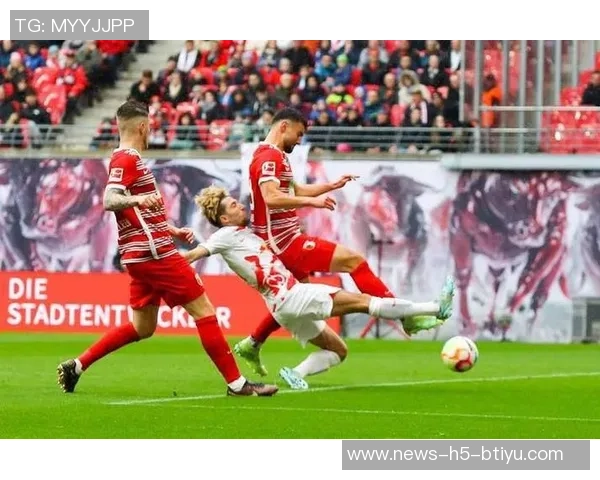 阿贾克斯与格罗宁根补赛因球迷烟火事件决定闭门进行 阿贾克斯与格罗宁根补赛因球迷烟火事件决定闭门进行