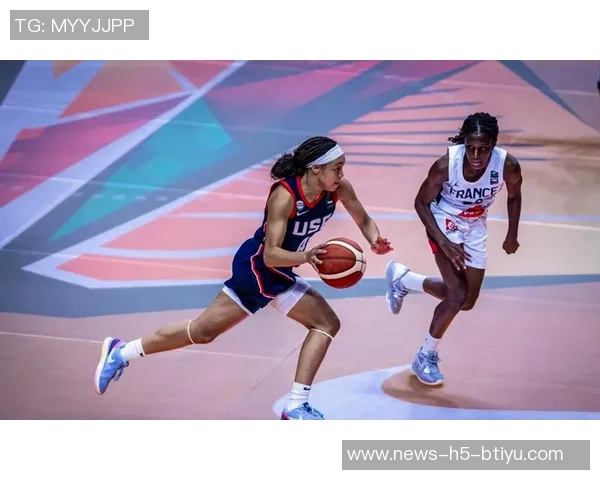 鲍威尔表现低迷半场仅得7分正负值惨淡球队遭遇严防困境